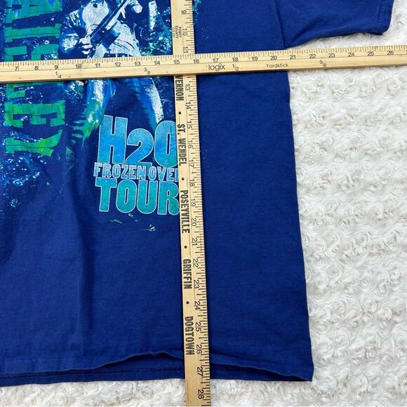 2010 Brad Paisley H20 Frozen Over Tour Concert tshirt size large - Picture 3 of 4